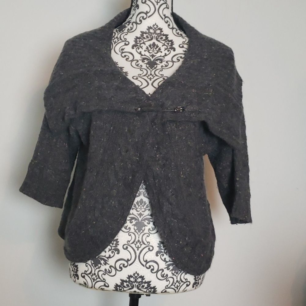 Jones New York Boucle Cropped Cardigan Pin Closure